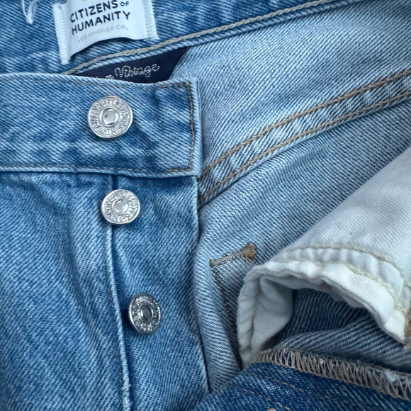 Citizens Of Humanity Light Wash Boyfriend Jeans - Picture 6 of 7